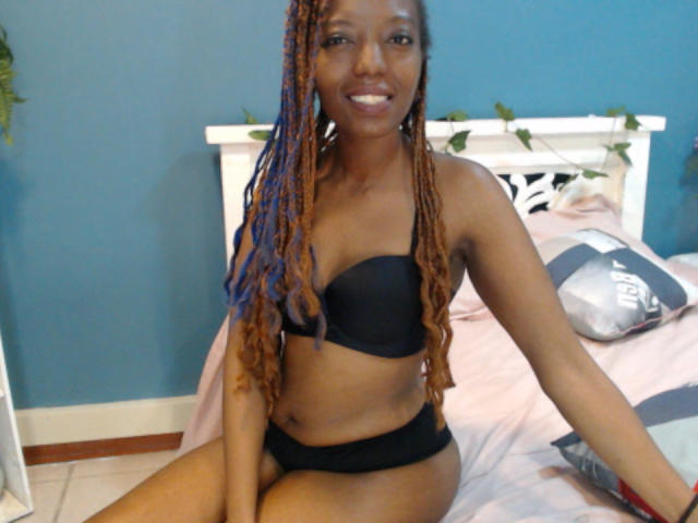 LiaMarily - Live Sex Cam - 23419585