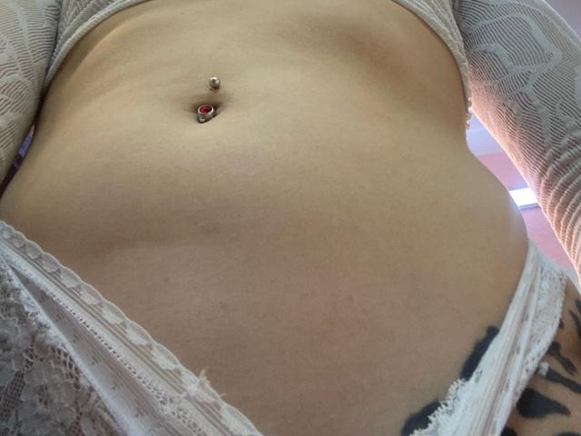 LivelyVanderWood - Live Sex Cam - 23420469