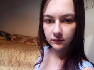 EllaGrays - Live Sex Cam - 23424025