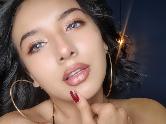 LillyTaylor - Live sex cam - 23427777