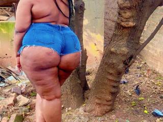 MassiveRoyalAss - Live sex cam - 23429537