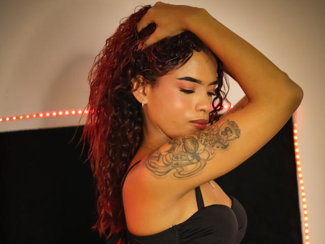 EvelynColinss - Sexe cam en vivo - 23432369