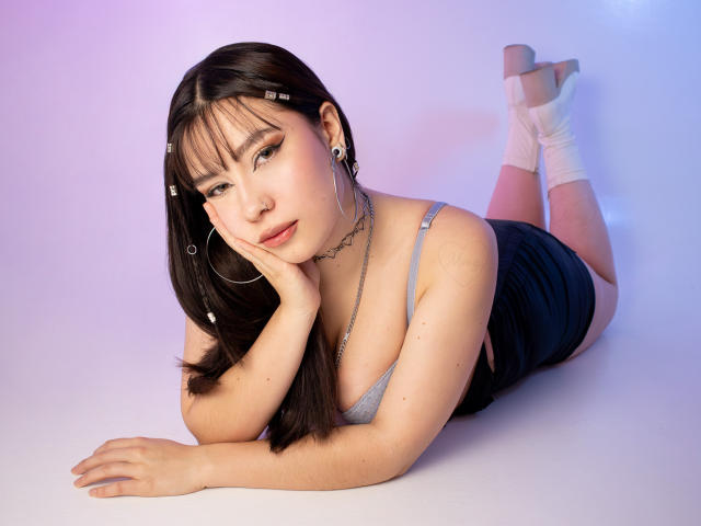 ZoeBleze - Live sex cam - 23433017