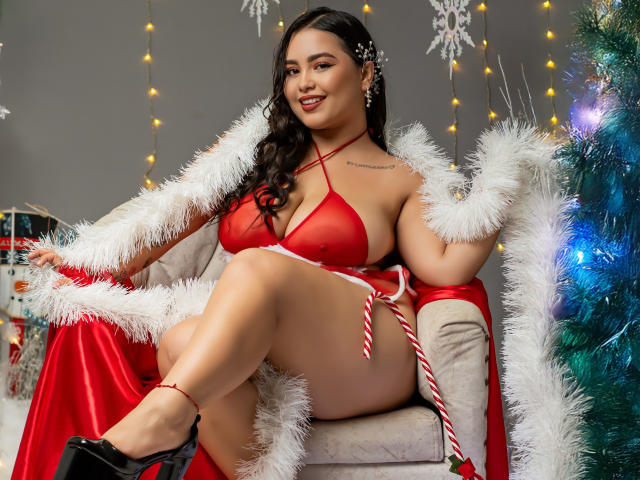 EvelinLombardi - Live Sex Cam - 23446825