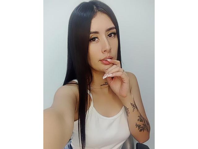 AlisonKweel - Live Sex Cam - 23449841