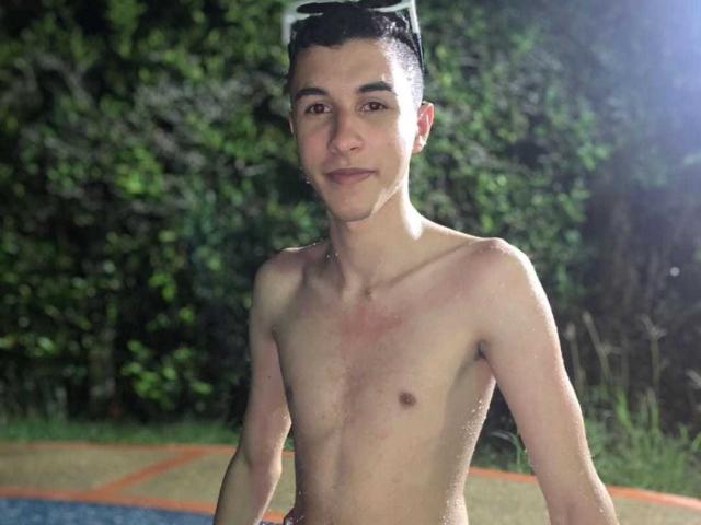 ThomasTwink69 - Sexe cam en vivo - 23450629