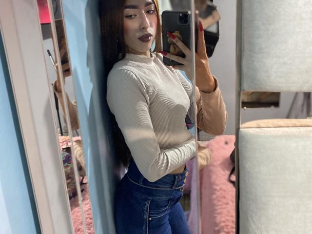 BelleWhatson - Live sex cam - 23450709