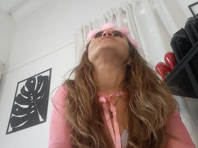 Maghenta - Live sex cam - 23452485