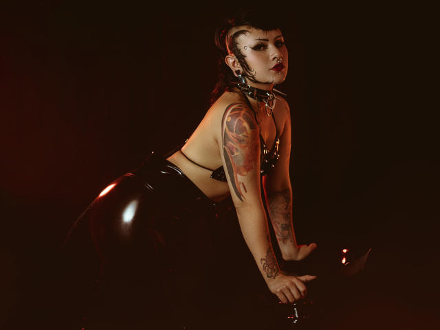 DafneLi - Live porn &amp; sex cam - 23452669