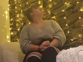 ElvinnaLaFrancaise - Live porn &amp; sex cam - 23453149