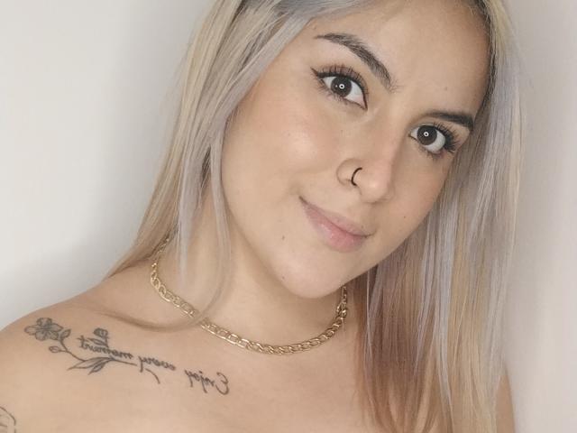 EmilyBrrown - Live porn &amp; sex cam - 23453741