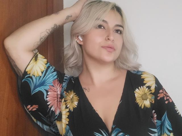 EmilyBrrown - Live porn &amp; sex cam - 23453753