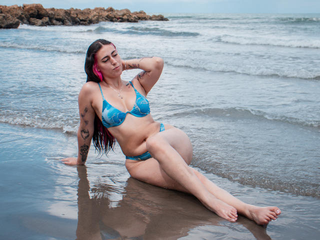 JazzeRusot - Live sex cam - 23455145