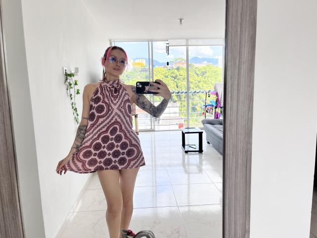 SarahRousen - Sexe cam en vivo - 23455289