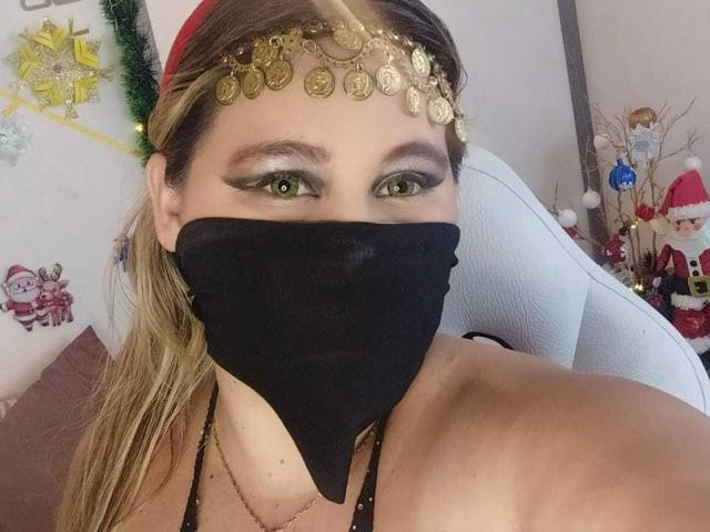 SalmaAzaman - Live sex cam - 23455917