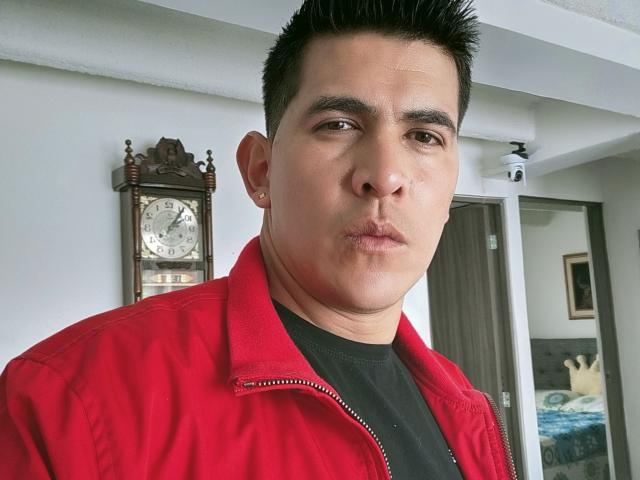 CaballeroDeLaNoches - Live sex cam - 23457537