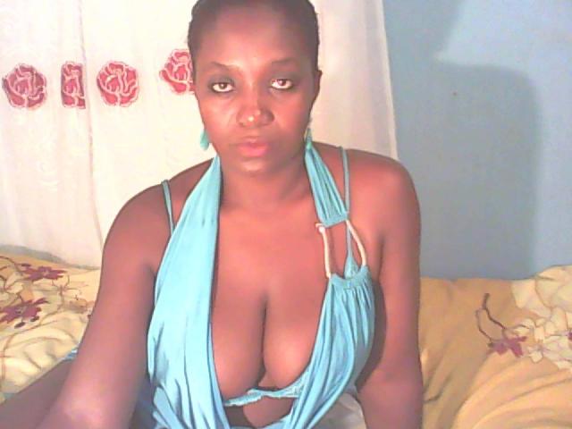 Sexyra - Webcam live hard with a giant jugs Sexy babes 
