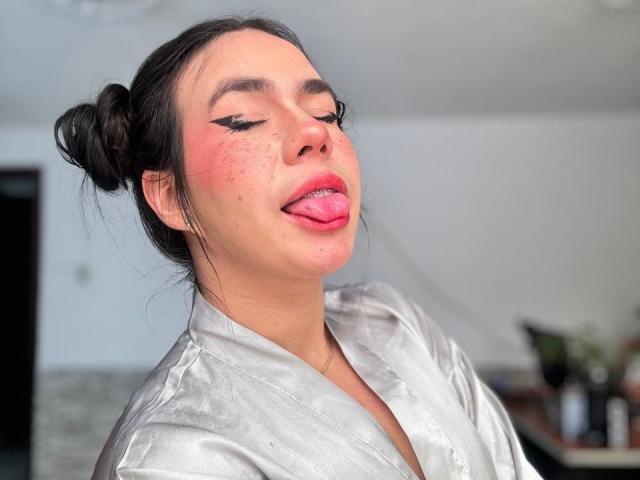 LeannaWhiteX - Sexe cam en vivo - 23463421