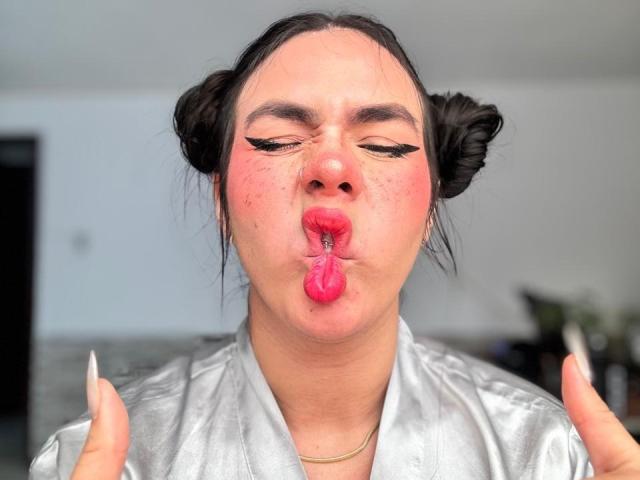 LeannaWhiteX - Sexe cam en vivo - 23463437