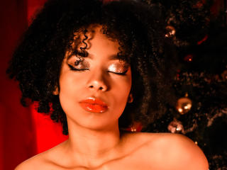 AmelieHills - Live Sex Cam - 23467657