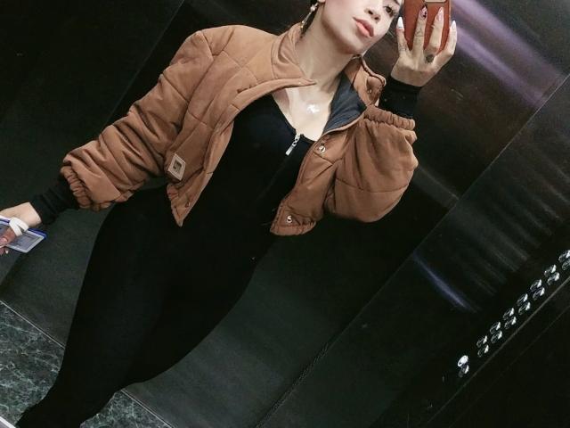 EvaMueller - Élő pornó és szexkamera - 23478689