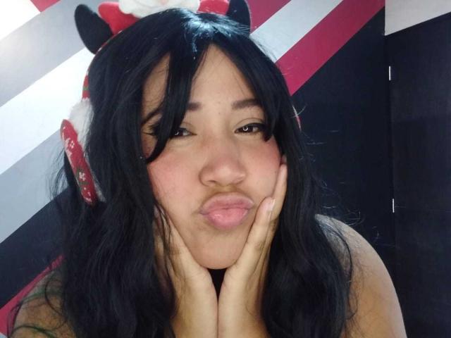 IamAhYours - Live porn &amp; sex cam - 23478741