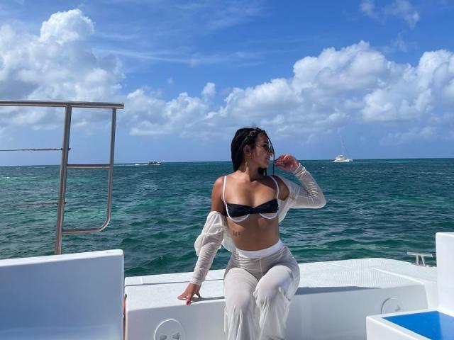 AlessiaFerry - Live sexe cam - 23482421