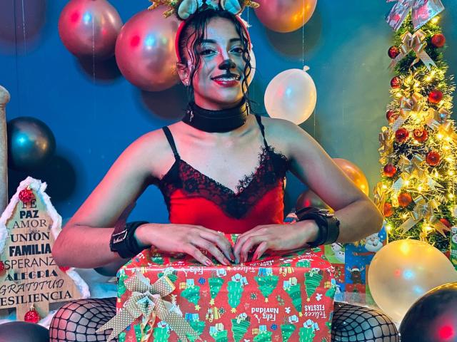 KattyBerry - Live sex cam - 23484909