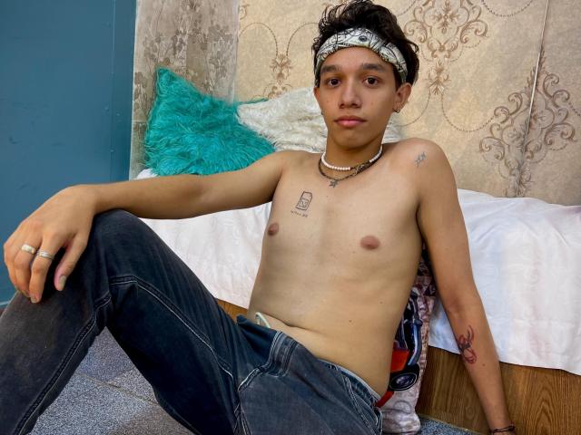 KristofMills - Live sex cam - 23486345