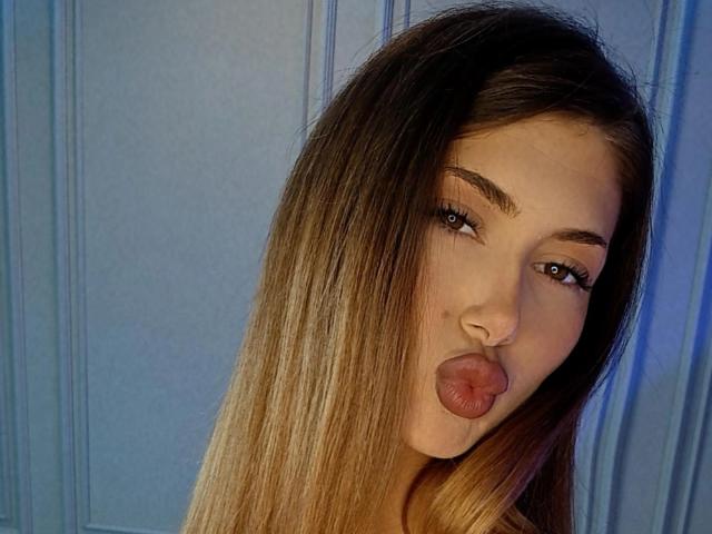 Michanelle - Sexe cam en vivo - 23487097