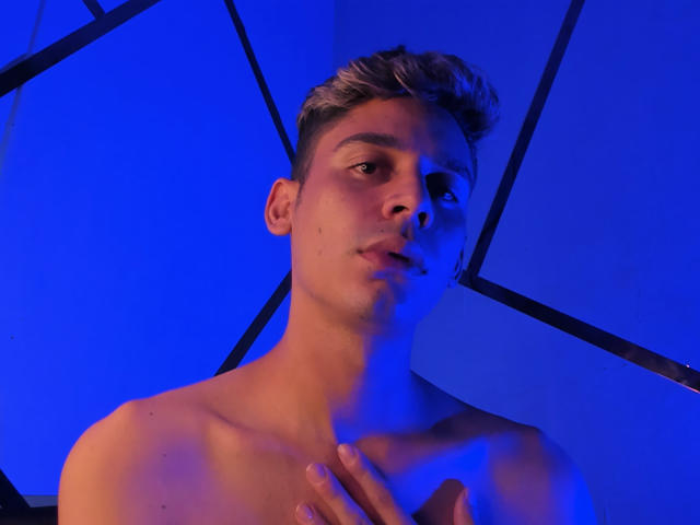 DylanRoemer - Live sex cam - 23491625