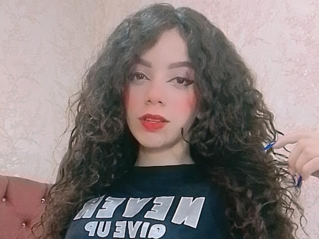 EmmaCowperr - Live sex cam - 23492017