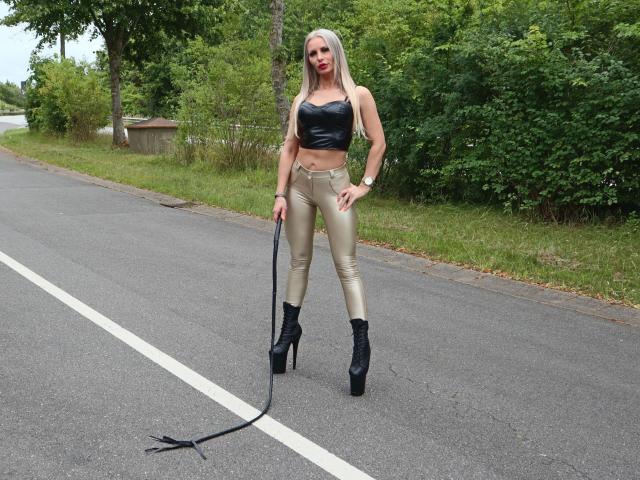 Miss-Mila - Live porn &amp; sex cam - 23492109