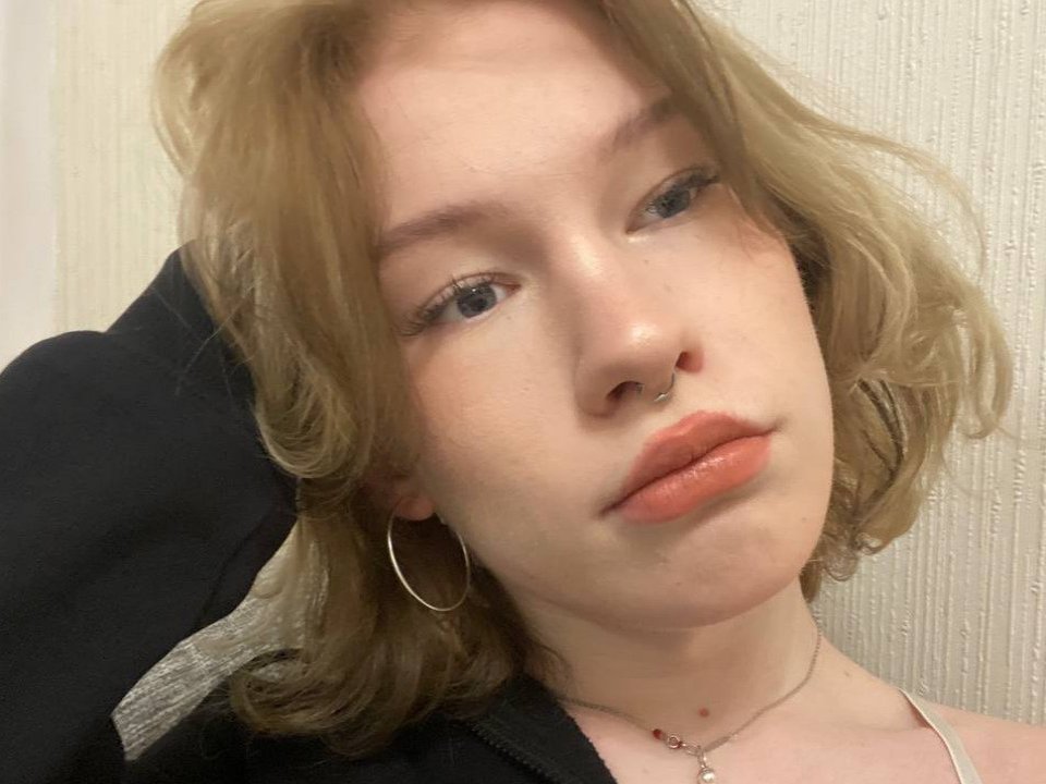 Sasyhko - Live sex cam - 23493305