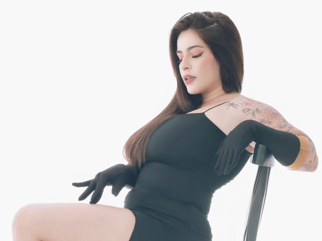 ChristineBray - Live porn &amp; sex cam - 23496285