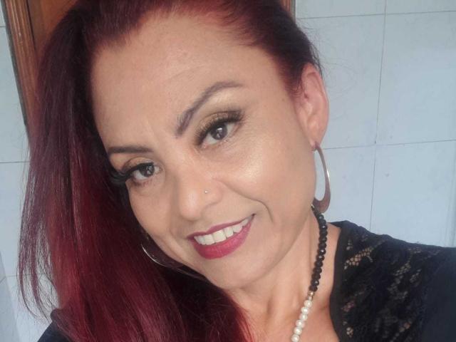 ChrissyKnox - Live Sex Cam - 23499477