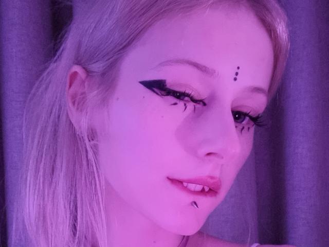 ExcitedBlizzard - Live sexe cam - 23502689