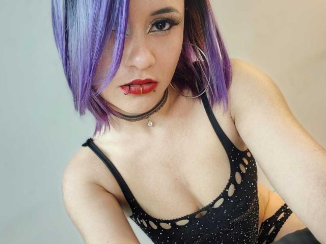 CassieJones - Sexe cam en vivo - 23502741