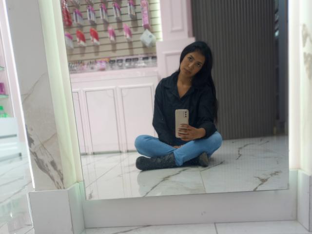 ArianithaXox - Live porn &amp; sex cam - 23507177