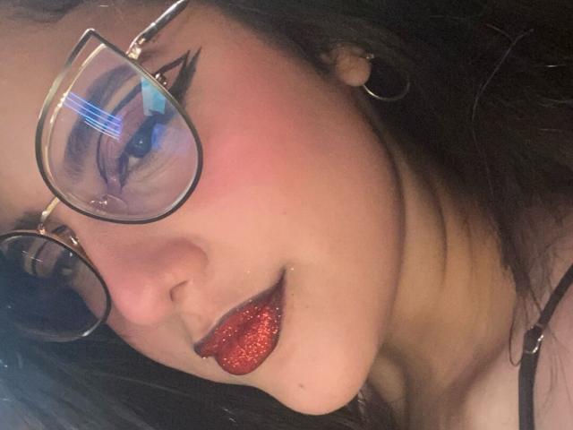 ChloePrie - Live porn &amp; sex cam - 23508925