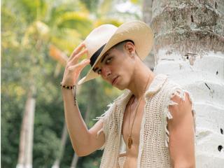 TheoLevi - Sexe cam en vivo - 23509369