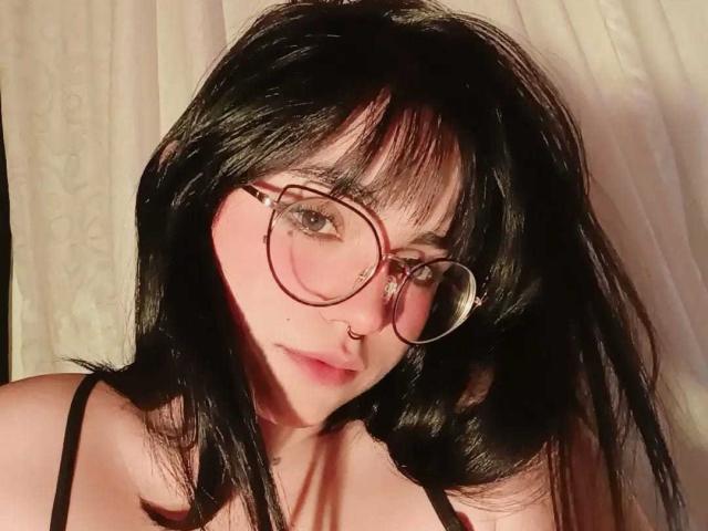 LovelyLilith - Live porn &amp; sex cam - 23512433
