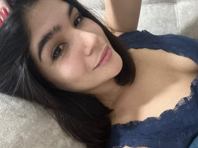 ScarlletZhen - Live porn &amp; sex cam - 23516037