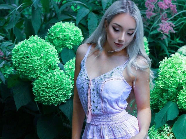 Lady-Khaleesi - Sexe cam en vivo - 23517005