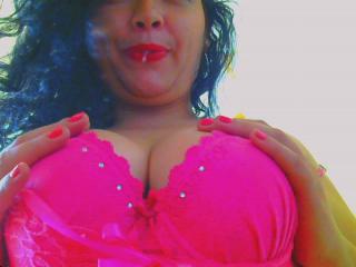 CurvySquirt - Live xXx with a being from Europe Sexy mother 