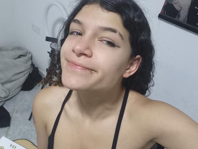 WendyBeckettX - Live sexe cam - 23520869