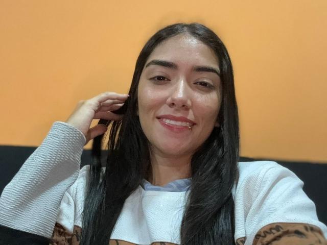 SharonKlart - Camera khiêu dâm &amp; quyến rũ trực tiếp - 23522977