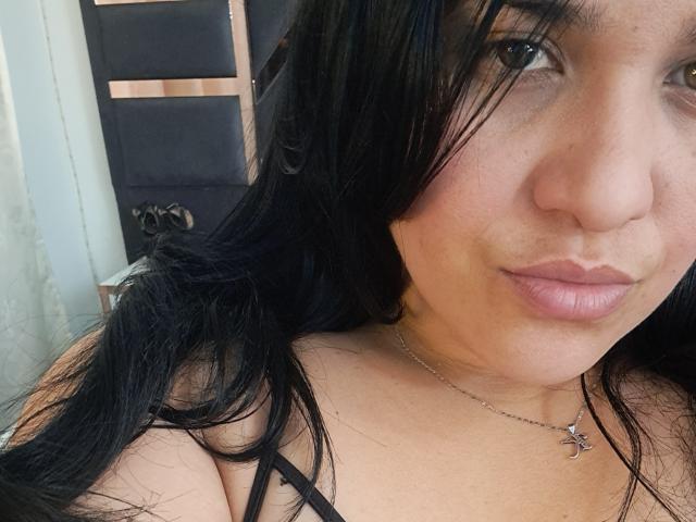 VivianaThomson - Live sex cam - 23523445