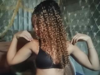 Edrwina69 - Live sex cam - 23523465