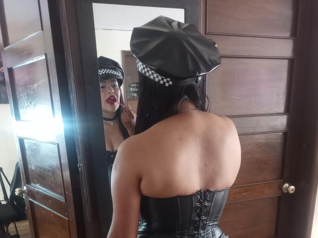 ArianithaXox - Live sex cam - 23526177